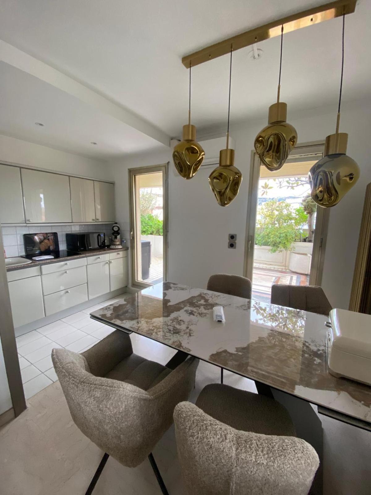 Villa Sur Le Toit Au Centre De Cannes Apartment *