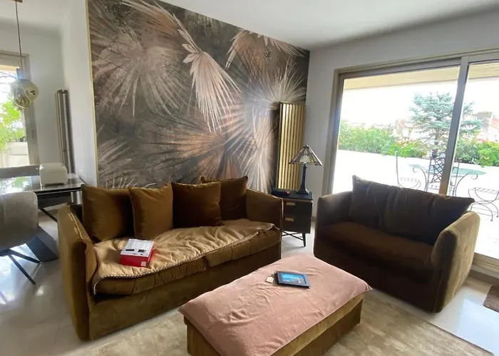 Villa Sur Le Toit Au Centre De Cannes